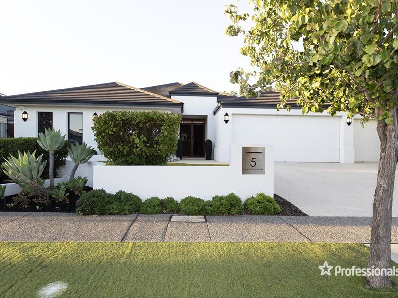 5 Lago Promenade, Aveley