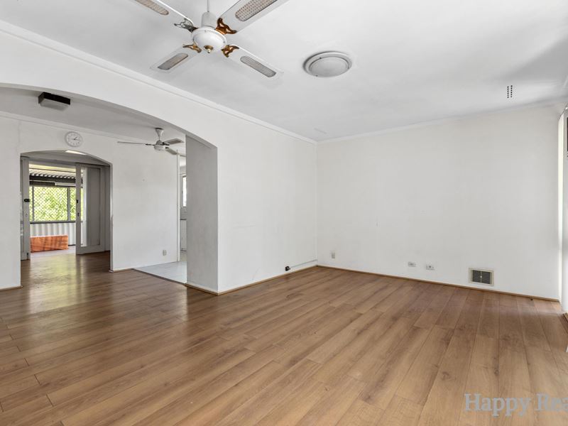 11 Spelhurst Terrace, Thornlie WA 6108