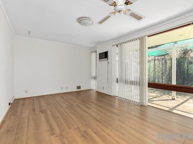 11 Spelhurst Terrace, Thornlie WA 6108