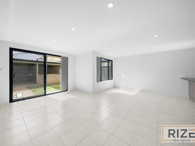 9 Micrantha Way, Banksia Grove WA 6031