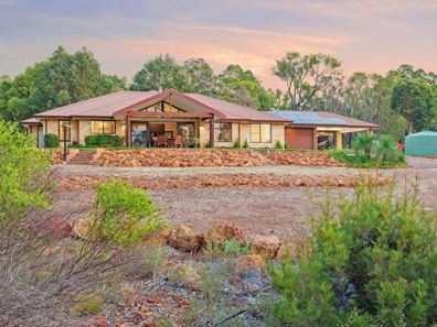 621 Connemara Drive, Brigadoon WA 6069