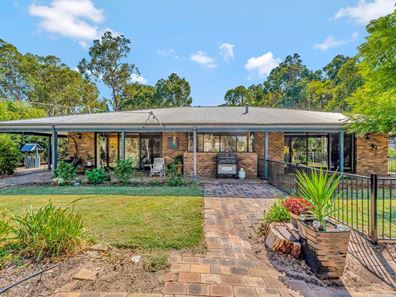 25 Nicholl Street, Glen Forrest WA 6071