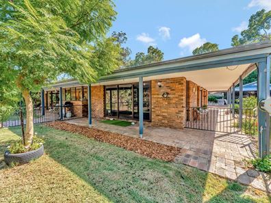 25 Nicholl Street, Glen Forrest WA 6071