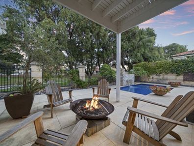 9 Horden Lane, Hillarys WA 6025