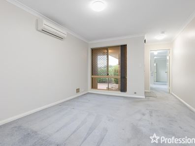 3/7 Catrine Court, Kingsley WA 6026
