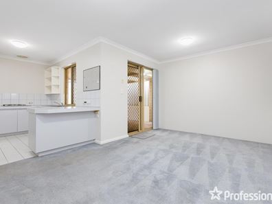 3/7 Catrine Court, Kingsley WA 6026