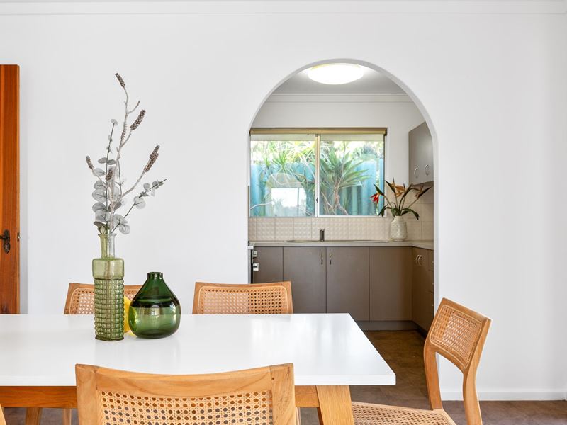 14B Scales Way, Spearwood