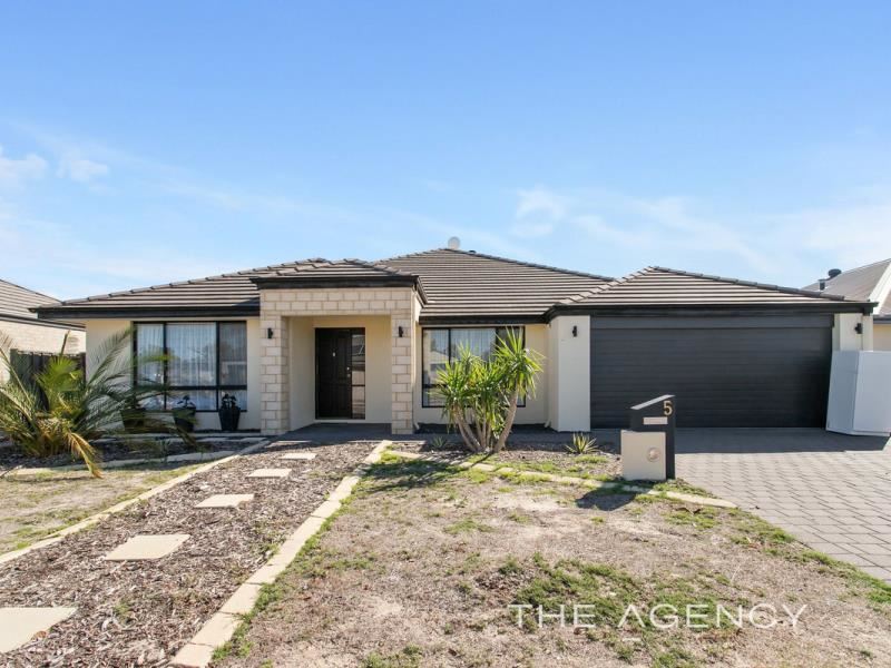 5 Loveday Street, Ellenbrook WA 6069
