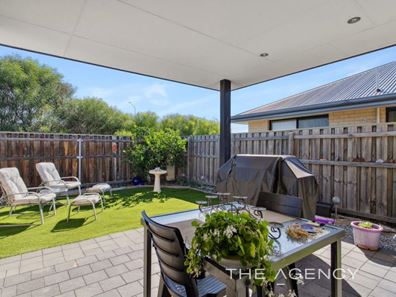 5 Loveday Street, Ellenbrook WA 6069