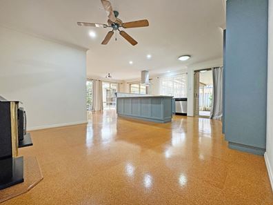 4 Clarke Court, Castletown WA 6450