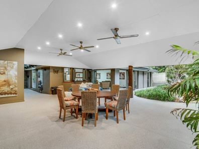 11 Pioneer Street, Binningup WA 6233