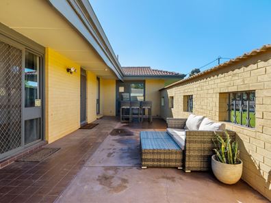 112 Ward Street, Lamington WA 6430
