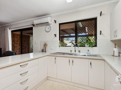 188 Pickering Brook Road, Pickering Brook WA 6076