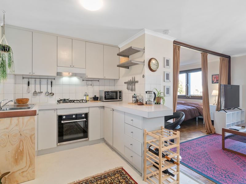 11/20 Rose Avenue, South Perth