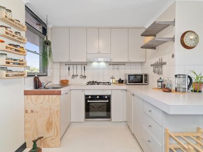 11/20 Rose Avenue, South Perth WA 6151
