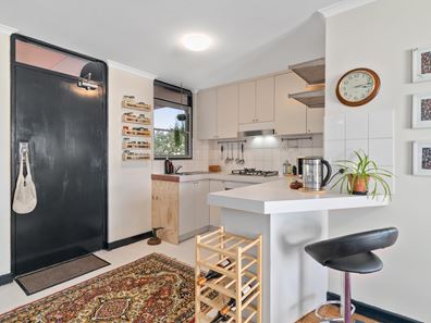 11/20 Rose Avenue, South Perth WA 6151