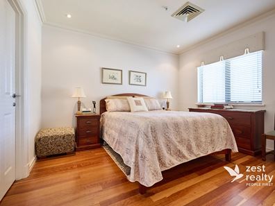 702/2 St Georges Terrace, Perth WA 6000