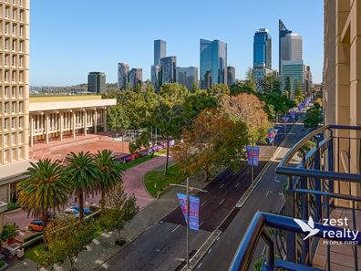 702/2 St Georges Terrace, Perth WA 6000