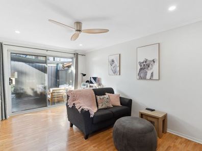 2/189 North Beach Drive, Tuart Hill WA 6060