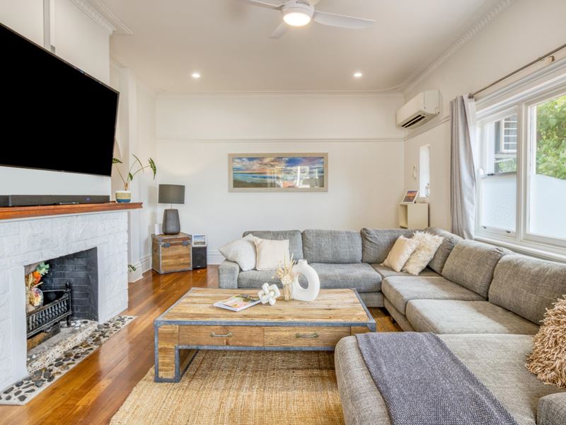 7 Stanley Street, Scarborough WA 6019