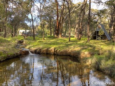 14 Gavour Road, Wattle Grove WA 6107