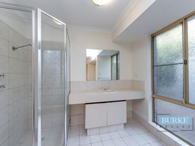 1 Sandstone Place, Marmion WA 6020