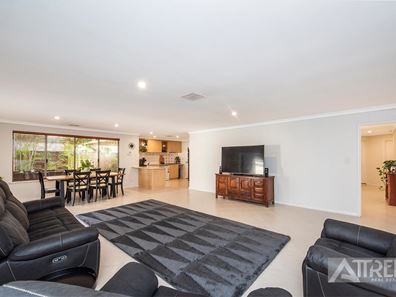 15 Sandmartin Drive, Southern River WA 6110