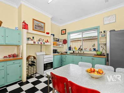 88 Chipana Drive, Little Grove WA 6330