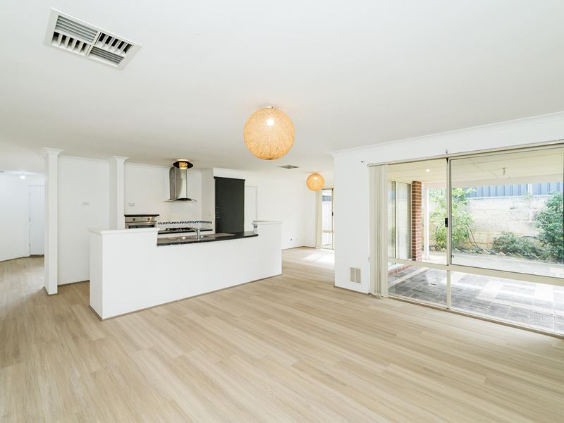 33 Rangeview Road, Landsdale WA 6065