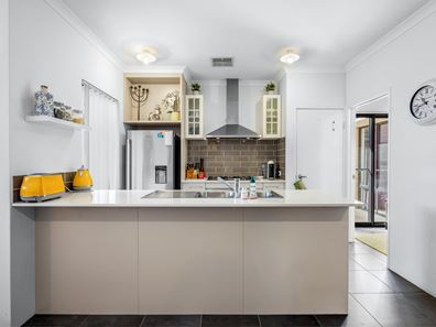 82 Sandbanks Road, Baldivis WA 6171
