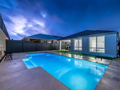 39 Vitrinella Avenue, Jindalee WA 6036