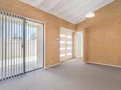 9B Maritana Road, Kallaroo WA 6025