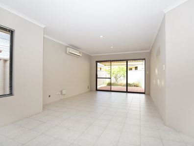 12/4 Lefroy Street, Mandurah WA 6210