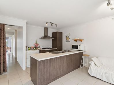 23 Pineroo Terrace, Ellenbrook WA 6069