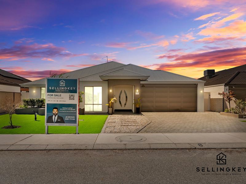 8 PETRONA CRESCENT, Piara Waters WA 6112