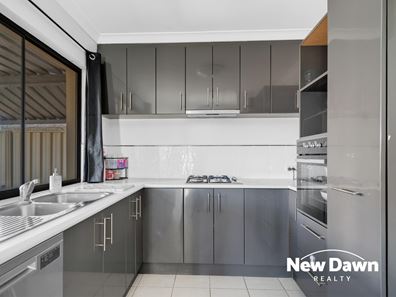 3 Aquaviva Circle, Viveash WA 6056