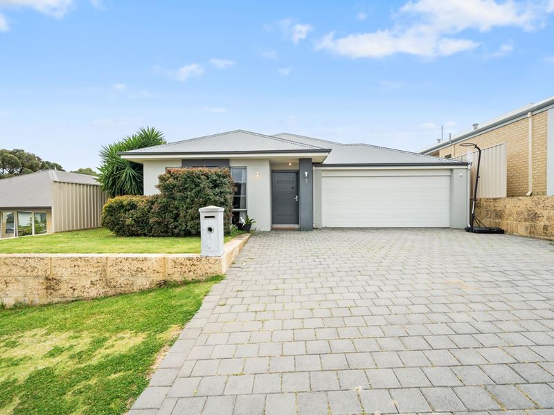 9 Kendale Way, Meadow Springs WA 6210