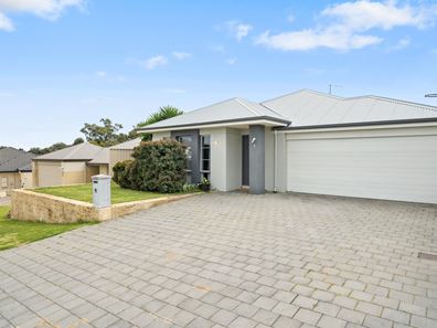 9 Kendale Way, Meadow Springs WA 6210