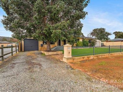 7 William Street, Byford WA 6122