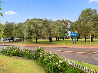 102 Miltona Drive, Secret Harbour WA 6173
