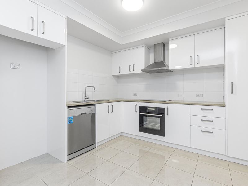 12/14 John Street, Bentley