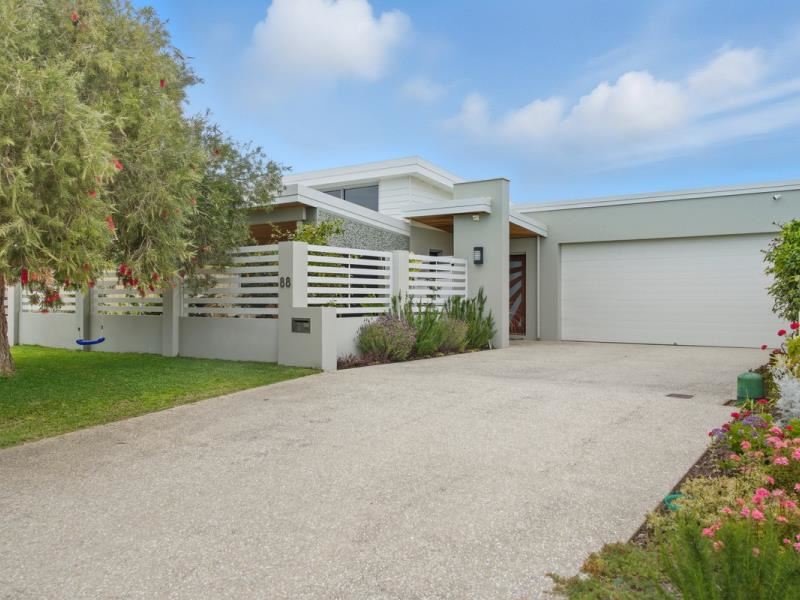 1/88 Fairbairn Road, Busselton WA 6280