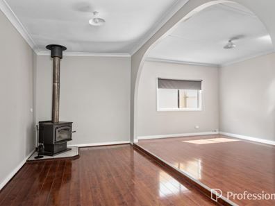 89 Hopkins Street, South Boulder WA 6432