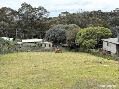 25 Bracknell Cres, Denmark WA 6333
