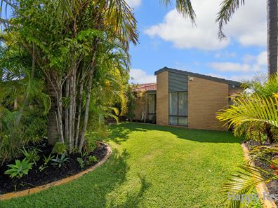 13 Regal Drive, Thornlie WA 6108