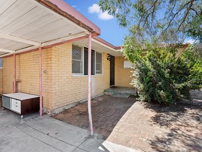 23 Oldfield Road, Girrawheen WA 6064