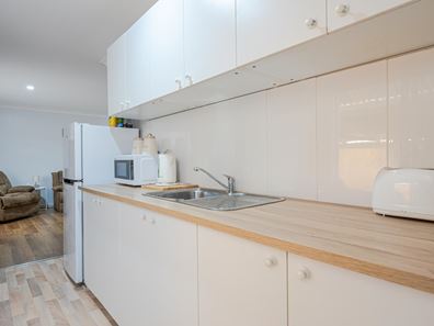 23/123 Point Leander Drive, Port Denison WA 6525
