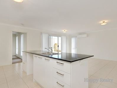18/36 Wialki Lane, Canning Vale WA 6155