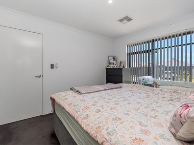93 Palmerston Loop, Hilbert WA 6112