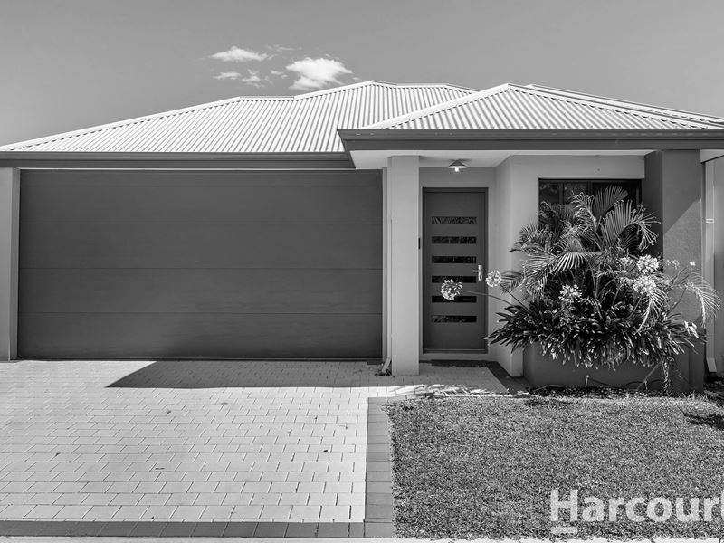 28 Woodbridge Circuit, Meadow Springs WA 6210